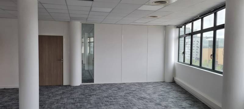 Installation cloisons amovibles pour agencement de bureaux à LYON